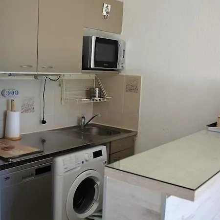 Appartement Vue Mer- Beau - Terrasse Abritee - Wi-fi - Climatisation - Parking Gratuit *