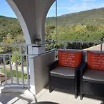 Vue Mer- Beau Studio 2 Personnes-Classement 3 Etoiles -Terrasse Abritee - Wi-Fi - Climatisation - Parking Gratuit Apartment