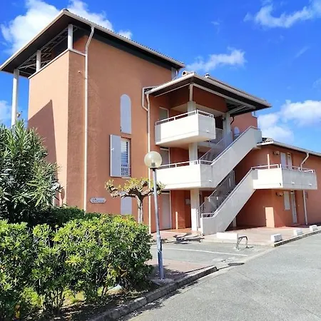Апартаменты Vue Mer- Beau 2 Personnes-classement 3 Etoiles -terrasse Abritee - Wi-fi - Climatisation - Parking Gratuit *