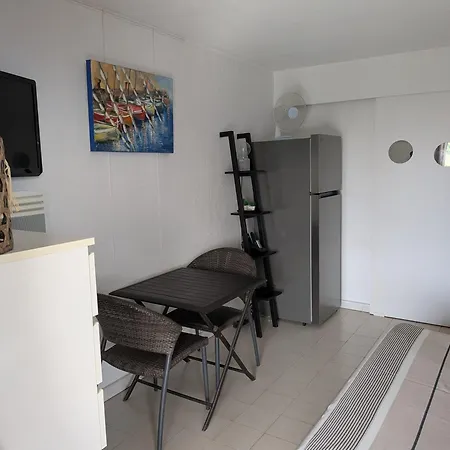 Vue Mer- Beau 2 Personnes-classement 3 Etoiles -terrasse Abritee - Wi-fi - Climatisation - Parking Gratuit * Ле-Лаванду