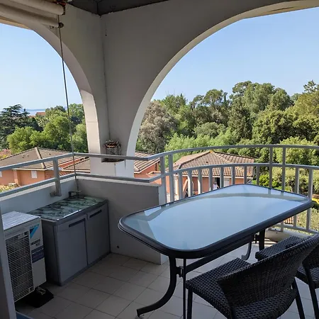 Vue Mer- Beau 2 Personnes-classement 3 Etoiles -terrasse Abritee - Wi-fi - Climatisation - Parking Gratuit